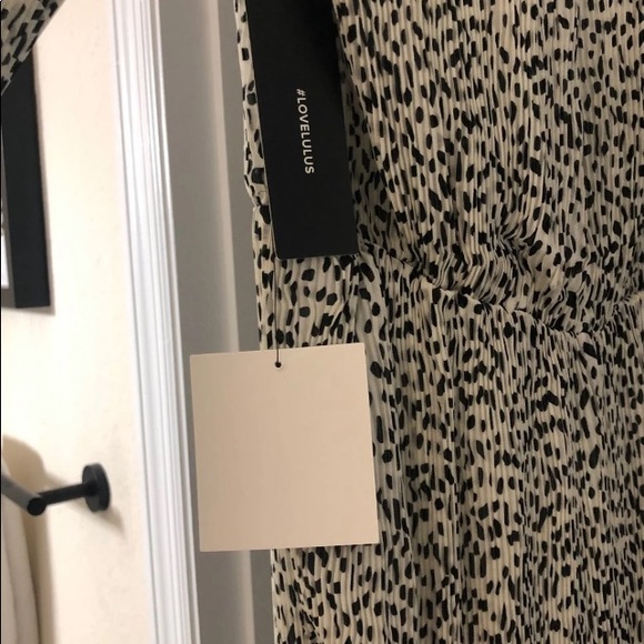 Lulu’s jumpsuit - Picture 9 of 9